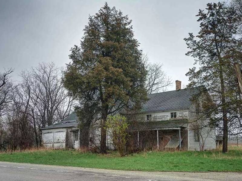 Old Farmhouse  W. Bonner Rd Wauconda